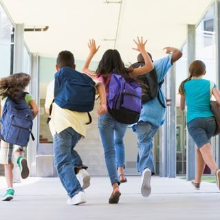 العودة إلى المدارس بالصور - ويب طب